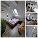 Bed & Breakfast Sleeping Sailors Boutique