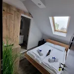 Bed & Breakfast Sleeping Sailors Boutique