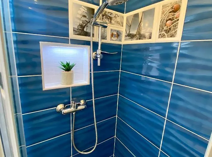 Sleeping Sailors Boutique 시오포크