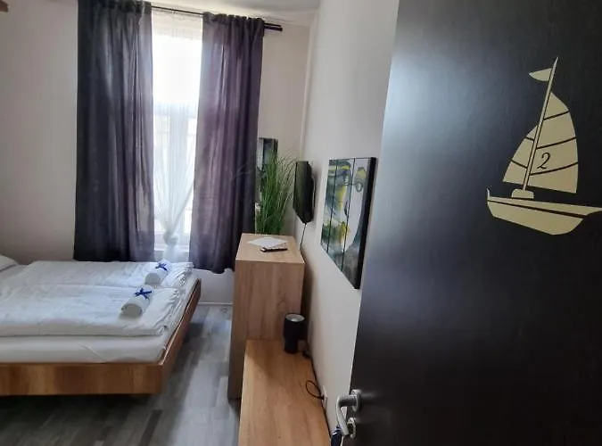 Sleeping Sailors Boutique 시오포크